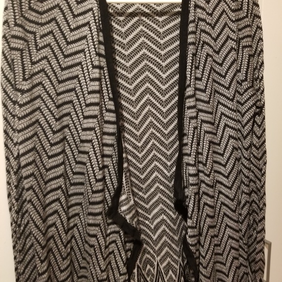 BLACK WHITE CARDIGAN NEW NWOT FINAL SALE - Picture 3 of 7